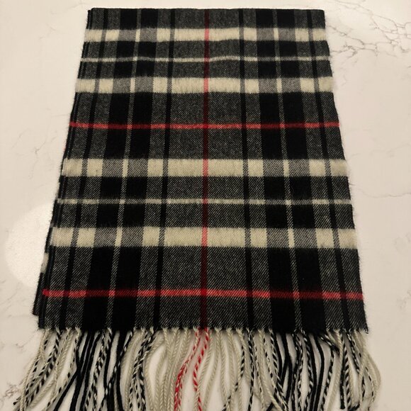 2 for $10!! 🎁 Chenille Feel Cozy Plaid Scarf - Picture 1 of 3